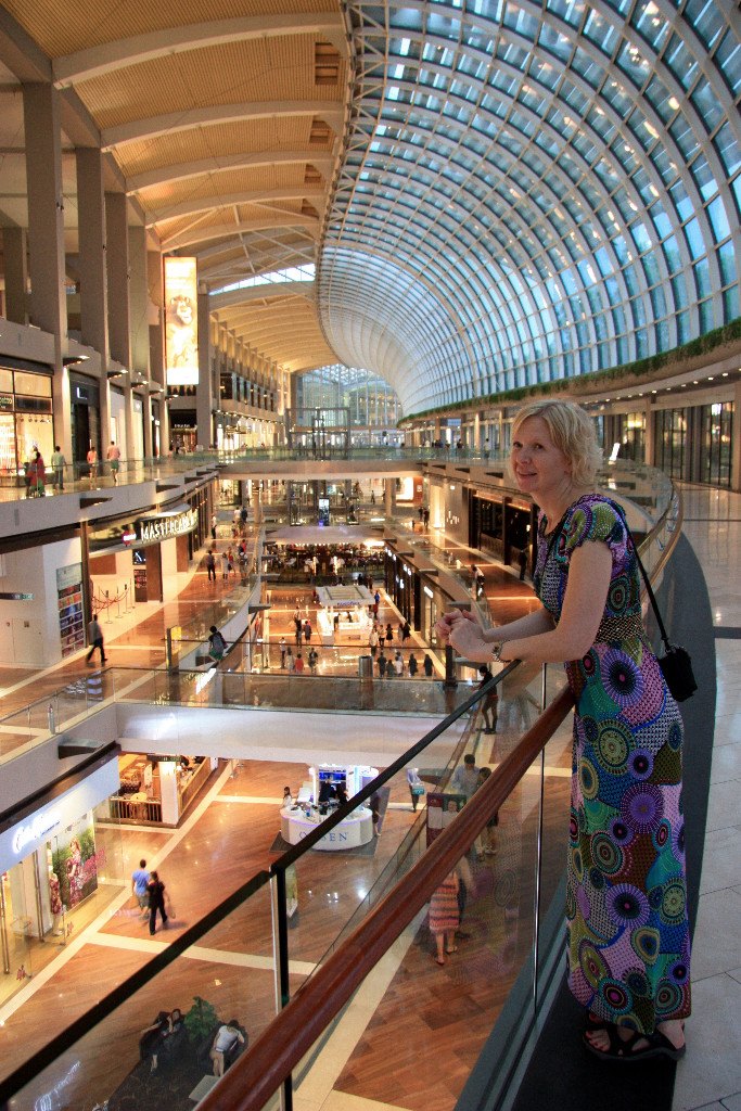 Shoppingmallet the Shoppes intill Marina bay sands